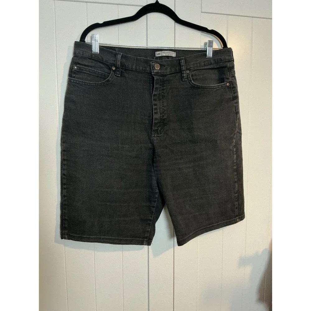 Lee Relaxed Fit Women Black Denim Shorts Size 16 Long